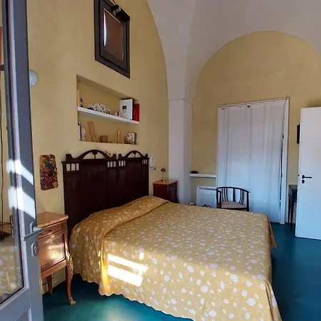 Dammuso Civulia Scauri (Sicily)