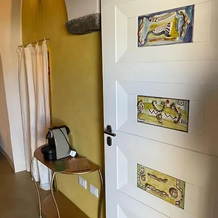 Dammuso Civulia * Scauri (Sicily)